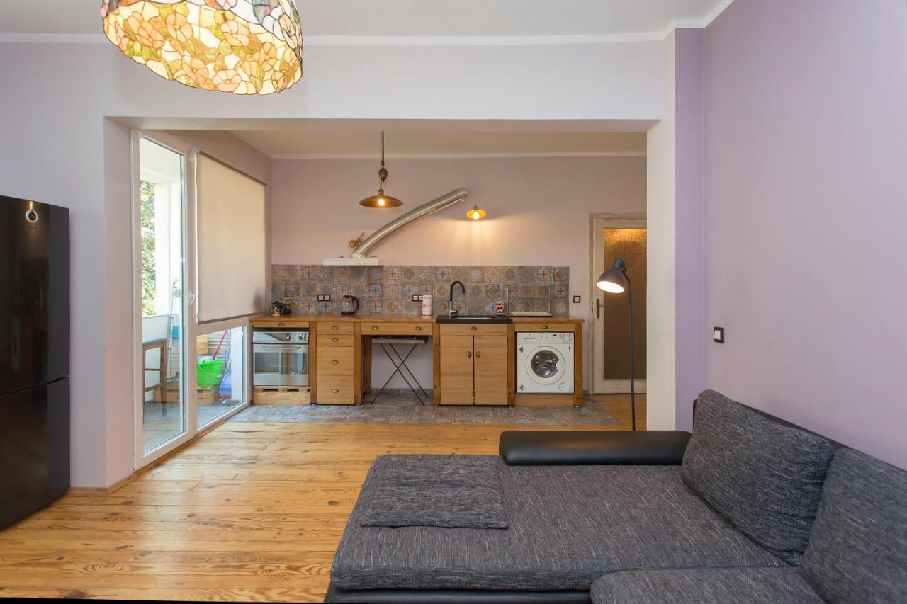 Colorful 2Bdr Apartment In The City Center София Екстериор снимка